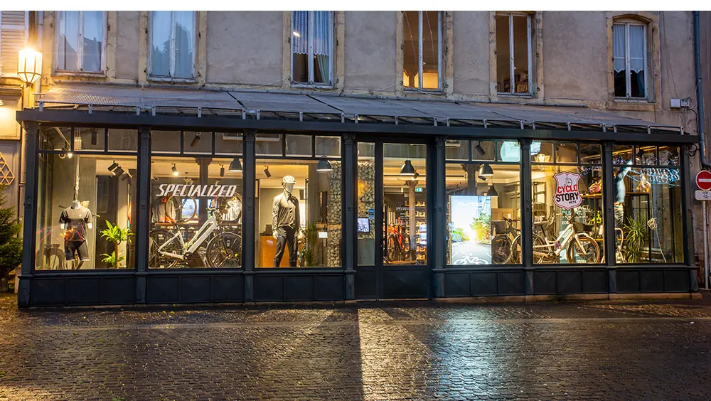 Façade du magasin Cyclo Story City, place de Chambre à Metz